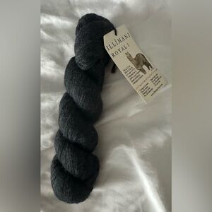 Illimani Royal Alpaca Yarn: (Colour: 404) -1 Skein